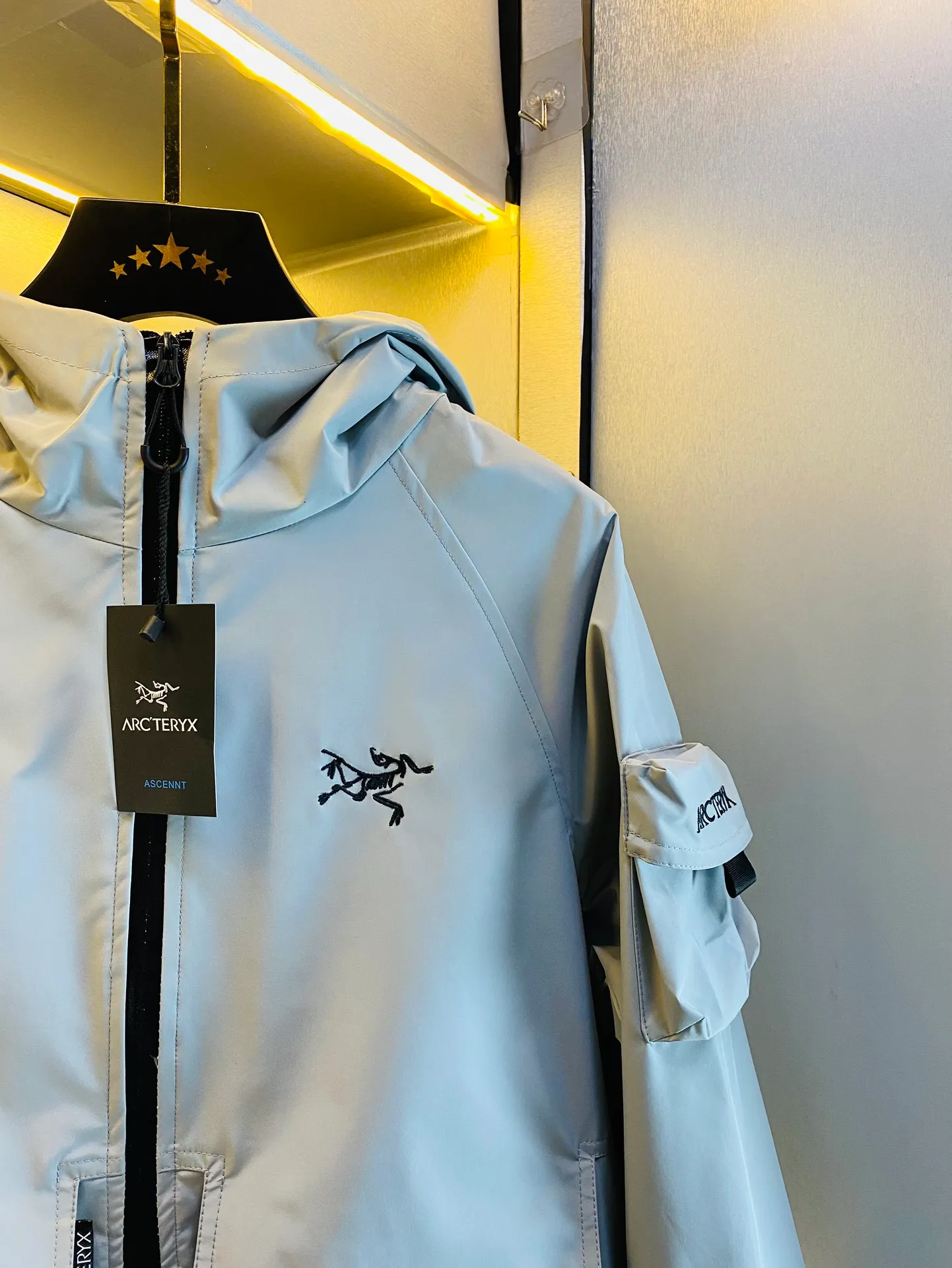 Same Style， ， 2026 New Arrival ， Original Premium Breathable ， ， ， Quality。 ， Sizes：M～3XL，